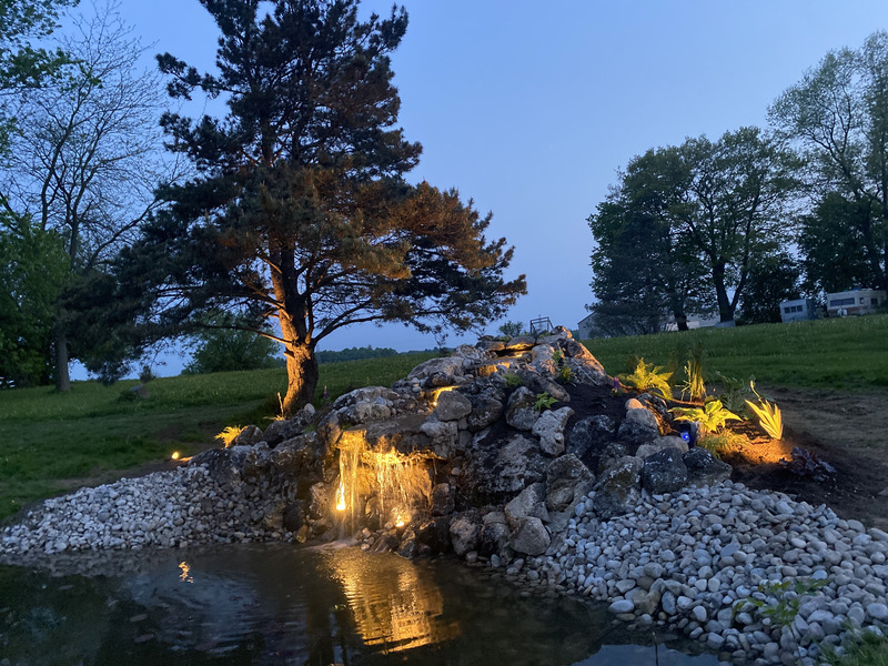 Outdoor Landscape Lighting Installations in Hamilton, Ancaster, Dundas, Burlington, Oakville